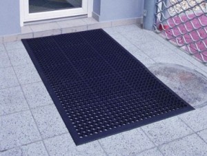 SANITOP BLACK - Vstupna protismykova rohoz (2)